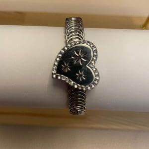 hart diffuser armband